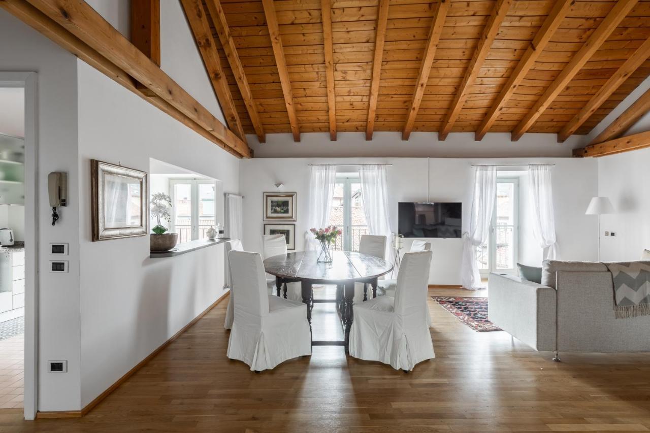 A Casa Nuccia Mansarda By Holiday Solutions Como Exteriér fotografie