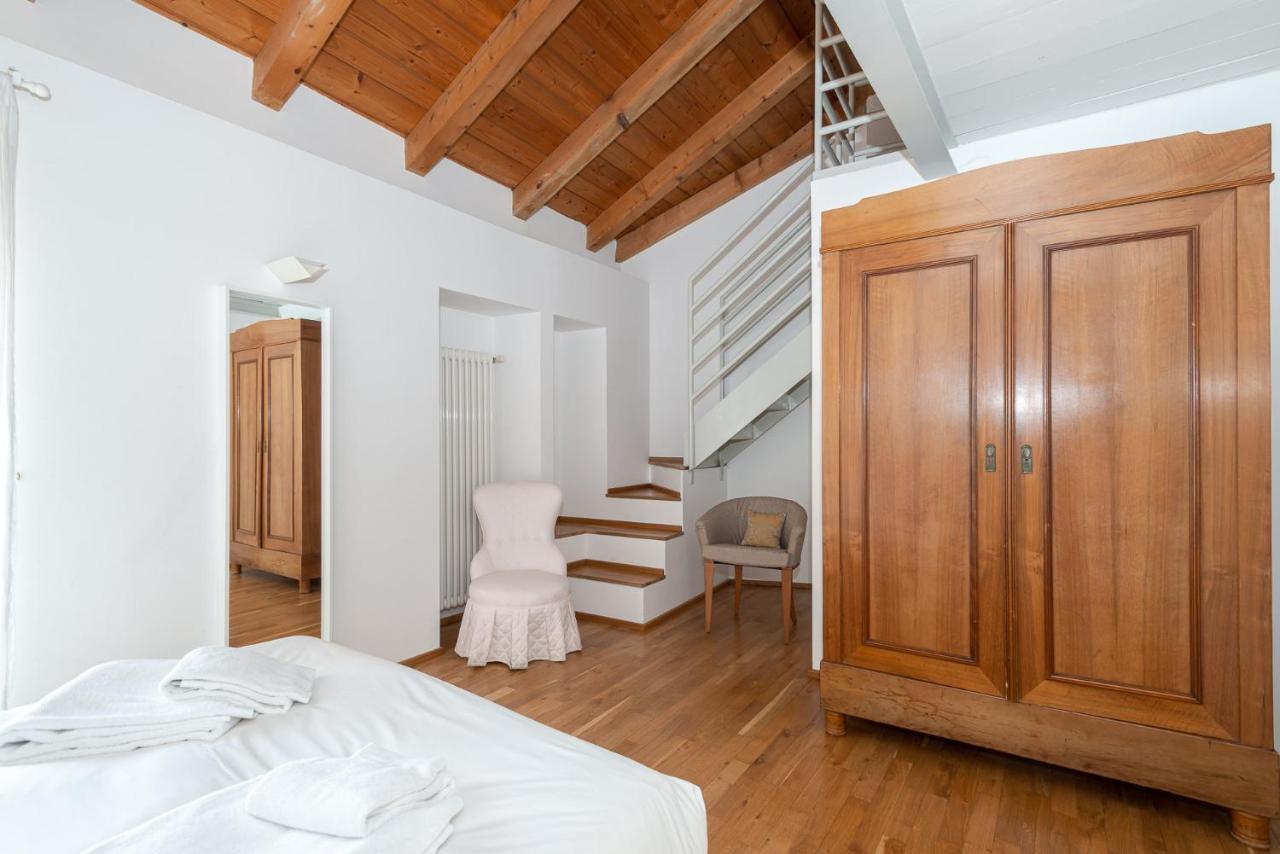 A Casa Nuccia Mansarda By Holiday Solutions Como Exteriér fotografie